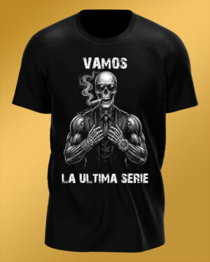 Polo Negro Regular Fit Calavera Cigarro BN La Ultima Serie